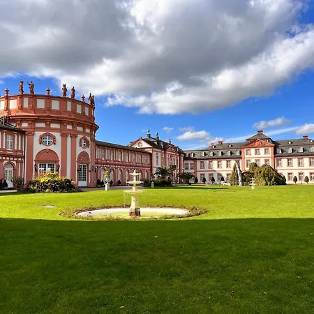 Am Schloss-park Biebrich Am Rhein * Wiesbaden